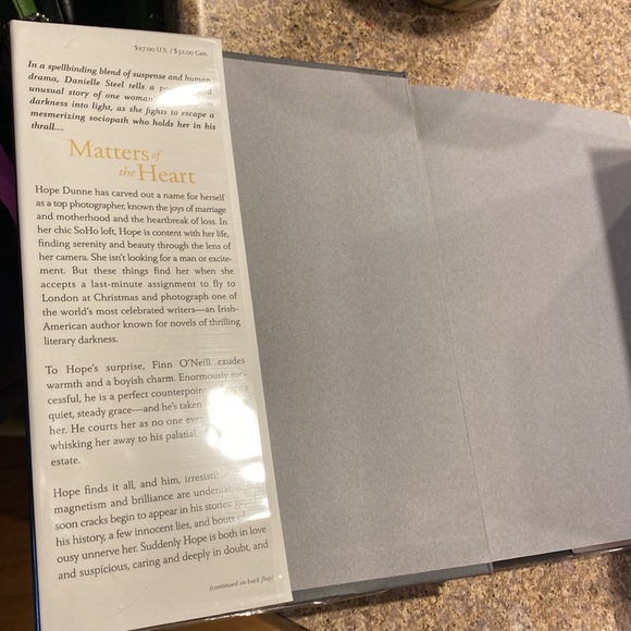 3 Danielle Steel Hardcover Books Wedding Planner Palazzo Matters of the Heart - Picture 9 of 16